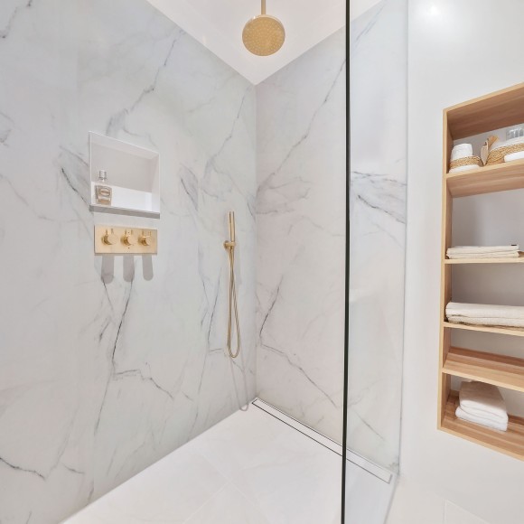 VERTIGO | SPC Shower Panel - White Marble